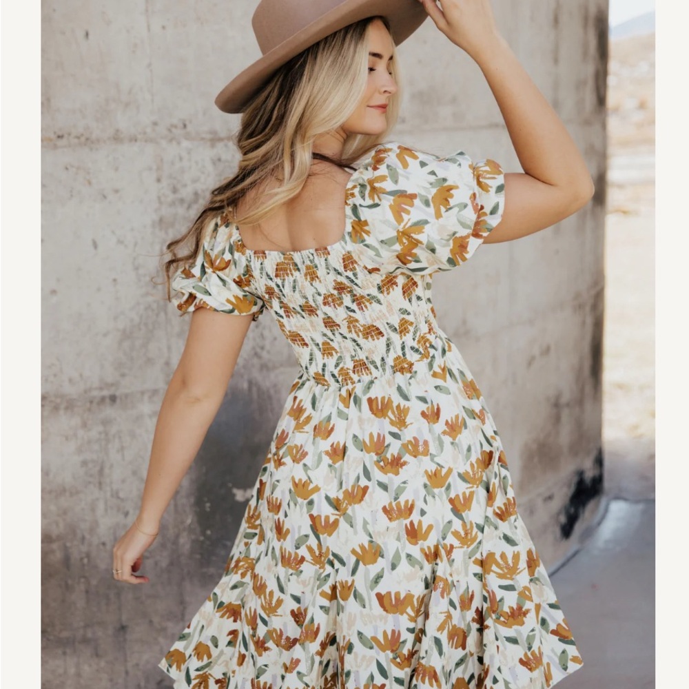 MIKAROSE Dress - Picture 2 of 3
